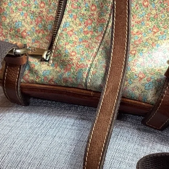 Patricia Nash Alencon backpack - Picture 5 of 16